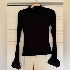 NWOT bell sleeve long sleeve shirt